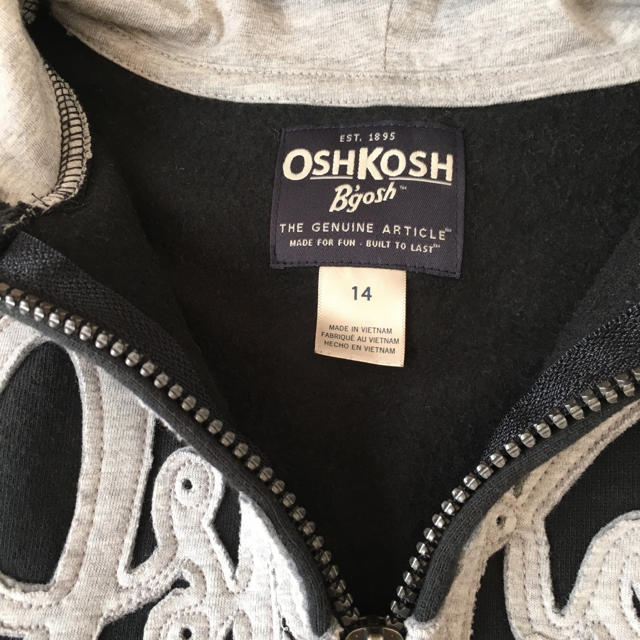 OshKosh(オシュコシュ)のOSHKOSH・パーカー キッズ/ベビー/マタニティのキッズ服男の子用(90cm~)(ジャケット/上着)の商品写真