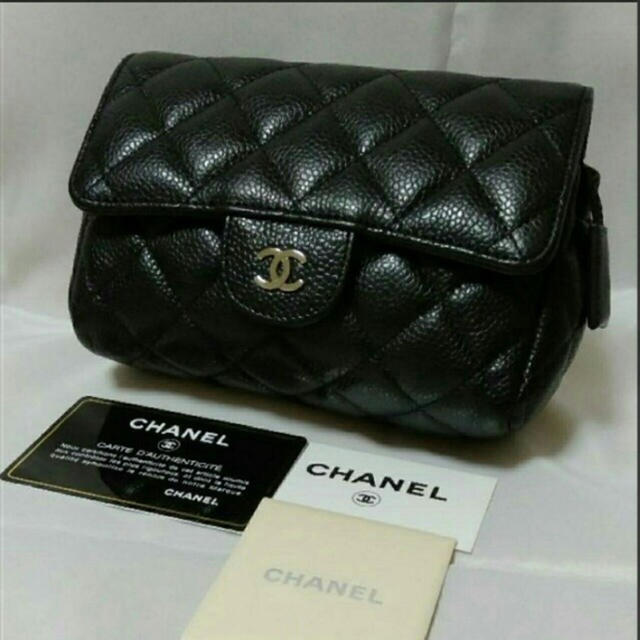 CHANEL(シャネル)のCHANEL♡シャネルマトラッセキャビアスキンポーチ♡ レディースのファッション小物(ポーチ)の商品写真