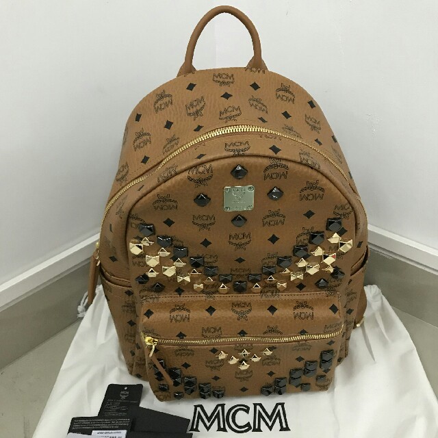 MCM(エムシーエム)のMCM リュック サイズ：M レディースのバッグ(リュック/バックパック)の商品写真