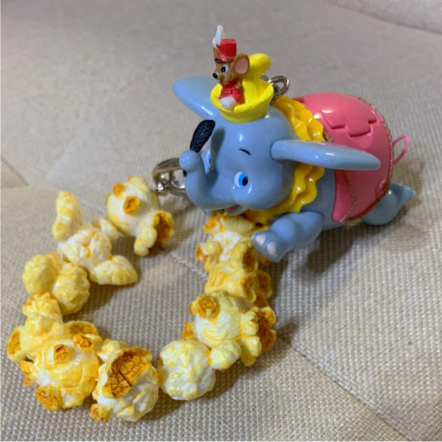 Disney ダンボ ポップコーンバケットキーホルダー の通販 By ひじり S Shop ディズニーならラクマ