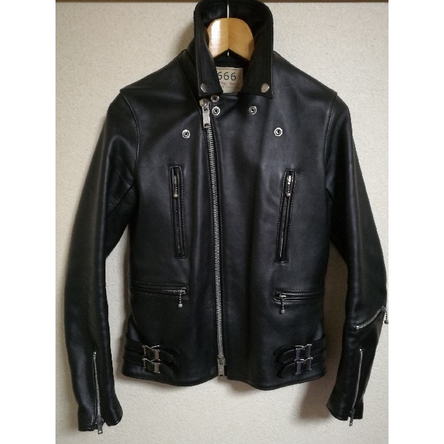 666(シックスシックスシックス)の666 Leather Wear LJM-1TF 32 メンズのジャケット/アウター(ライダースジャケット)の商品写真