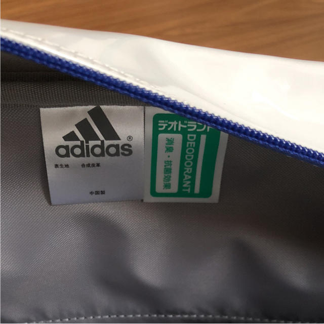 adidas(アディダス)のアディダス エナメルバッグ スポーツ/アウトドアのサッカー/フットサル(その他)の商品写真