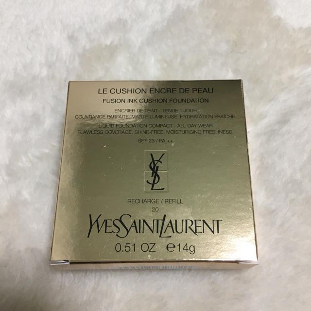 Yves Saint Laurent Beaute(イヴサンローランボーテ)のYSL アンクル ド ポー ルクッション レフィル B20 コスメ/美容のベースメイク/化粧品(ファンデーション)の商品写真