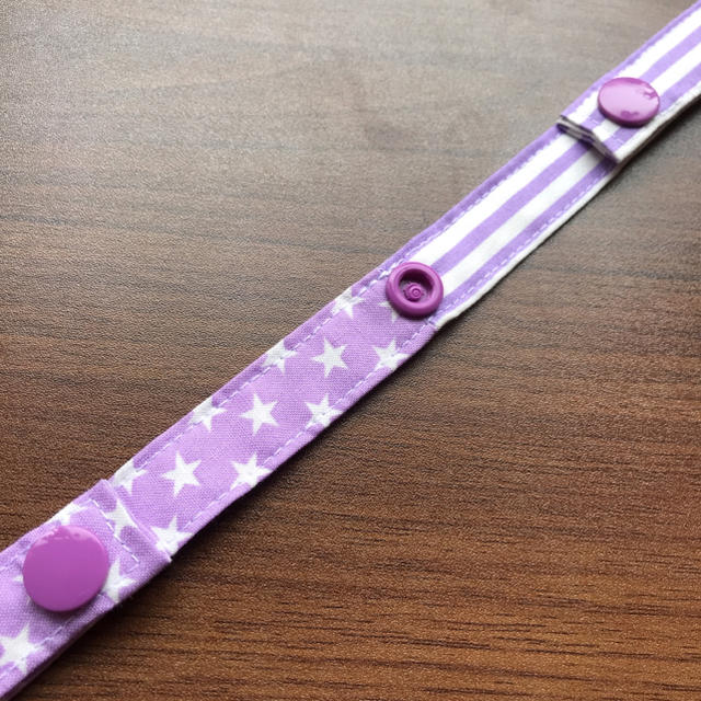 トイストラップ＊紫星×ストライプ ハンドメイドのキッズ/ベビー(外出用品)の商品写真