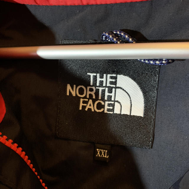 THE NORTH FACE(ザノースフェイス)のthe north face ムラサキ マウンテンパーカー メンズのジャケット/アウター(マウンテンパーカー)の商品写真
