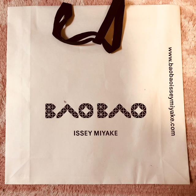 ISSEY MIYAKE(イッセイミヤケ)のバオバオ イッセイミヤケ ショッパー ショップ袋 レディースのバッグ(ショップ袋)の商品写真