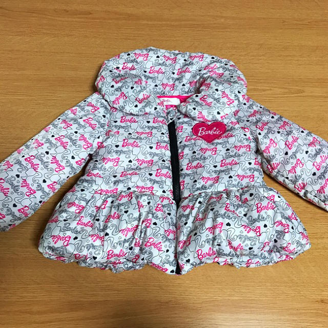 Barbie(バービー)のバービー  ダウン キッズ/ベビー/マタニティのキッズ服女の子用(90cm~)(ジャケット/上着)の商品写真