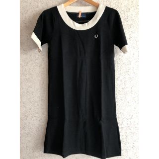 フレッドペリー(FRED PERRY)のFred Perry ニット ワンピース 膝丈 美品(ひざ丈ワンピース)