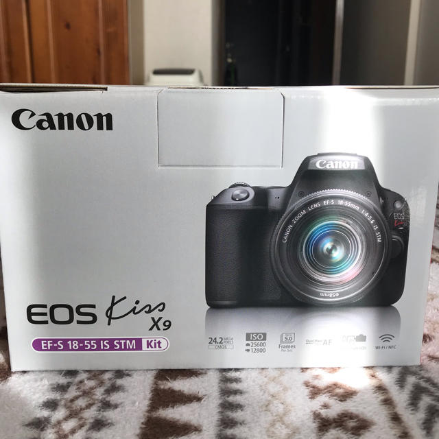 カメラ[未使用品]canon EOS kiss x9 レンズセット ホワイト