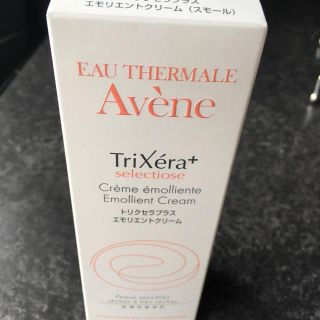 アベンヌ(Avene)のトリクセラプラス エモリエントクリーム(ボディクリーム)