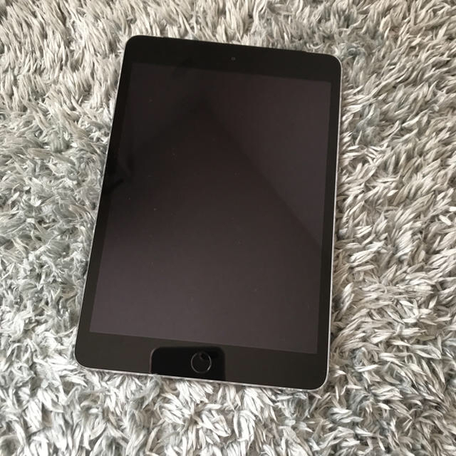 美品 au iPad mini 3 16GB グレイ