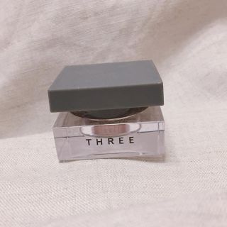 スリー(THREE)のTHREE  シマリングカラー アイシャドウ  ピンク(アイシャドウ)