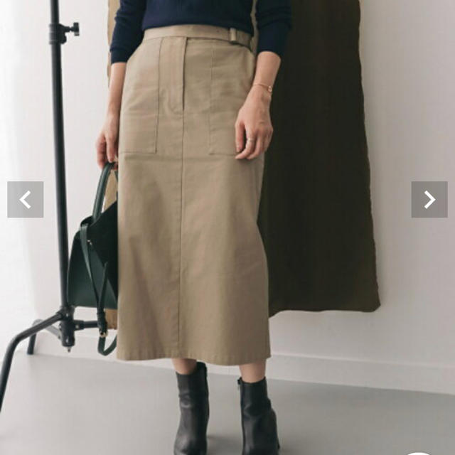 URBAN RESEARCH DOORS(アーバンリサーチドアーズ)の新品タグ付 ベルト付きタイトスカート レディースのスカート(ロングスカート)の商品写真