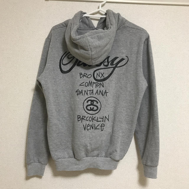 STUSSY(ステューシー)のステューシーパーカー レディースのトップス(パーカー)の商品写真