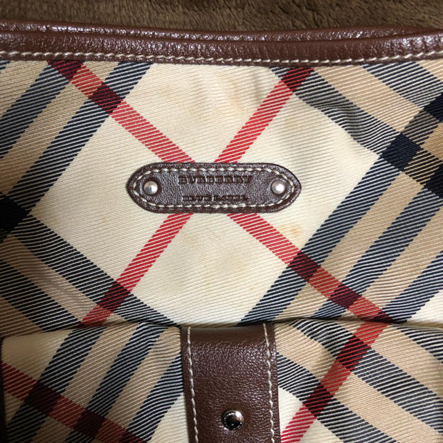 BURBERRY BLUE LABEL(バーバリーブルーレーベル)のレア！ Burberry blue label  チェック ポシェット レディースのバッグ(その他)の商品写真