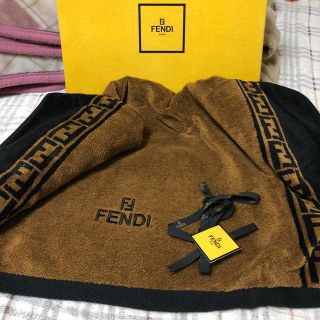 フェンディ(FENDI)のFENDI バスタオル(タオル/バス用品)