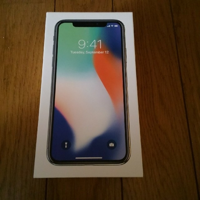 新品　iPhone X 64GB シルバー