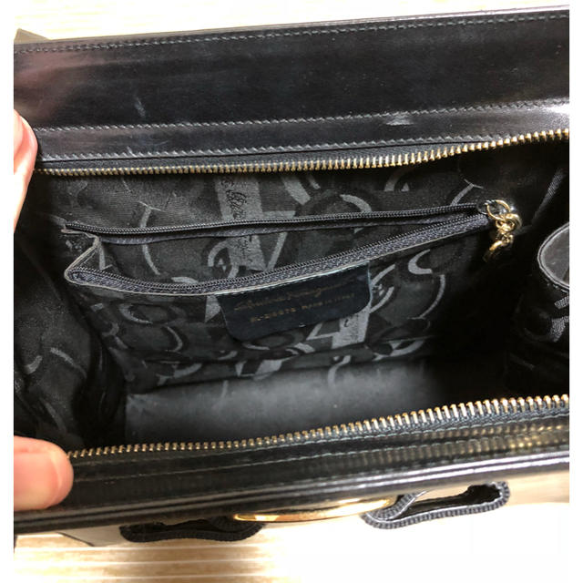 Salvatore Ferragamo(サルヴァトーレフェラガモ)の※本日最終※Salvatore ferragamo トートバッグ レディースのバッグ(トートバッグ)の商品写真