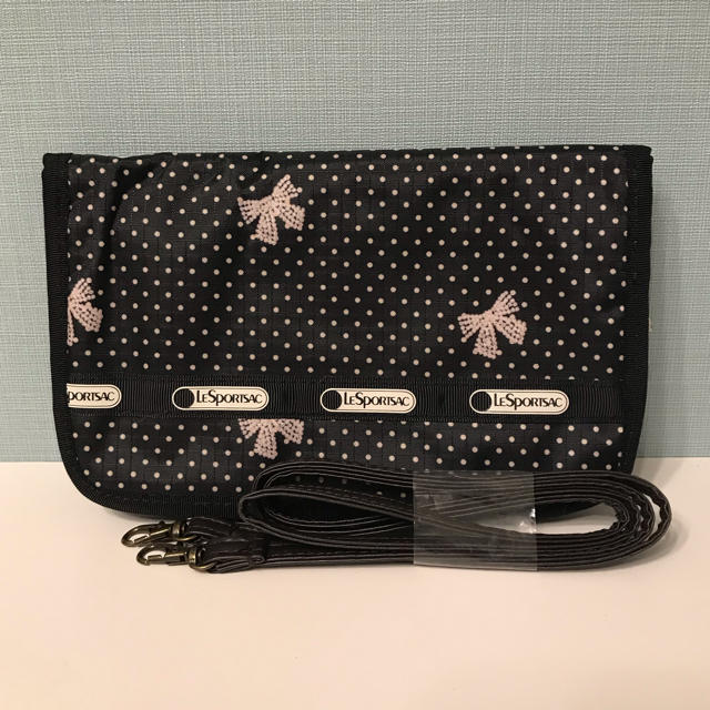 LeSportsac(レスポートサック)の値下げ❣️未使用❤️【送料無料】sweet付録 レスポートサック マルチケース エンタメ/ホビーの雑誌(ファッション)の商品写真