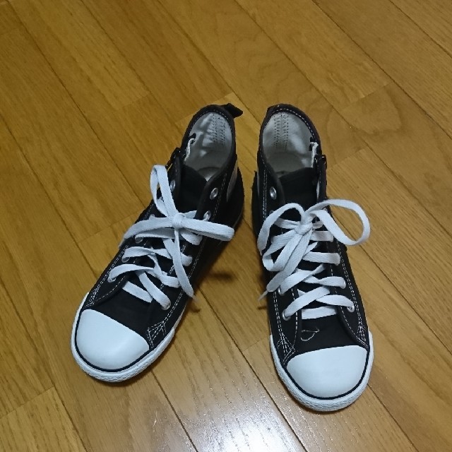 CONVERSE(コンバース)のCONVERSE 21cmハイカット キッズ/ベビー/マタニティのキッズ靴/シューズ(15cm~)(スニーカー)の商品写真