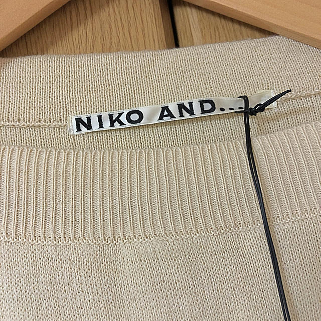 niko and...(ニコアンド)のniko and...ニットワンピース レディースのワンピース(ひざ丈ワンピース)の商品写真