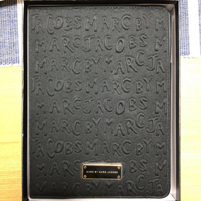 MARC BY MARC JACOBS(マークバイマークジェイコブス)のMARC BY MARCJACOBS iPadAir ケース カバー スマホ/家電/カメラのスマホアクセサリー(iPadケース)の商品写真