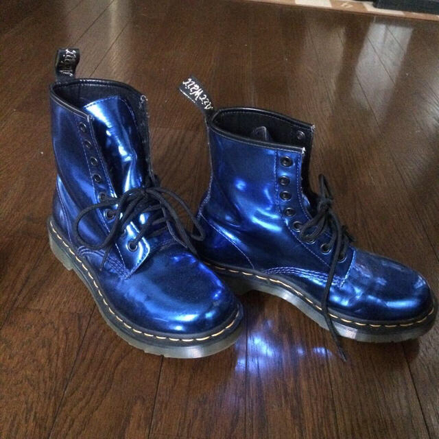 Dr.Martens(ドクターマーチン)のDr.Martens 23.5cm レディースの靴/シューズ(ブーツ)の商品写真