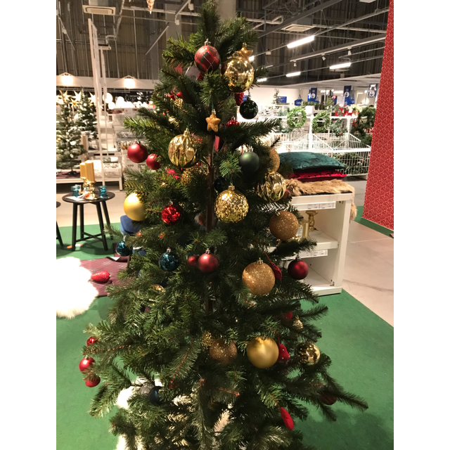 IKEA(イケア)のFEJKA フェイカ アートプラント クリスマスツリー, 180cm インテリア/住まい/日用品のインテリア小物(その他)の商品写真