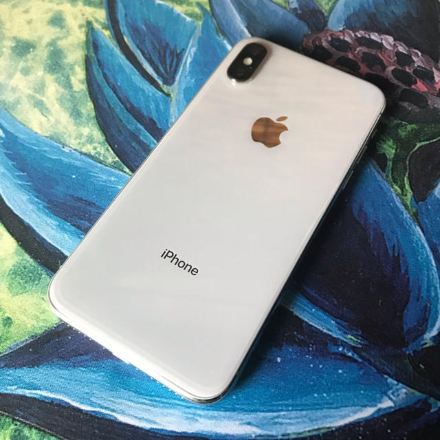 【最安値】iPhone X silver 256GB SIMフリー 本体のみ