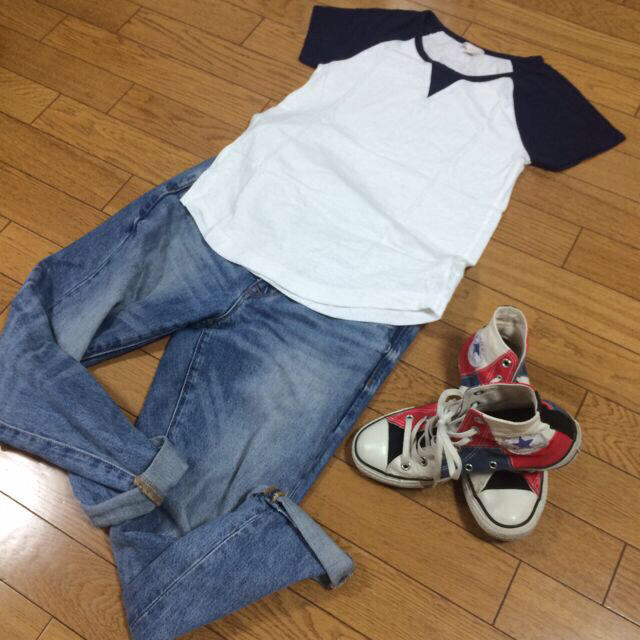 GAP(ギャップ)のGAP ベースボールTシャツ レディースのトップス(Tシャツ(半袖/袖なし))の商品写真