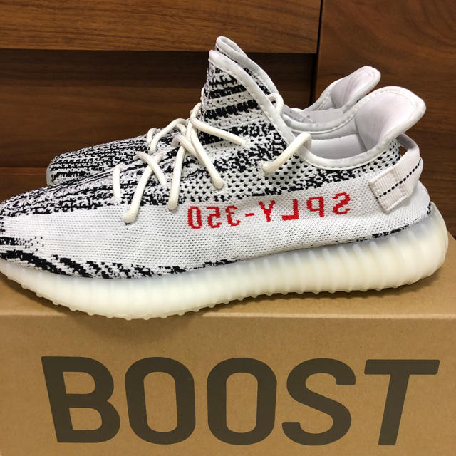 ★28.5★yeezy boost 350 V2 zebraメンズ