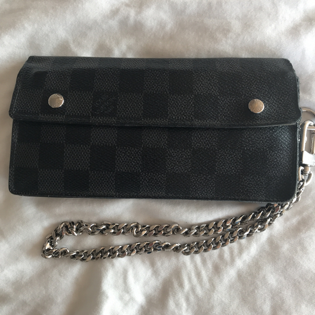 LOUIS VUITTON(ルイヴィトン)の阿修羅様専用 アコルディオン グラフィット メンズのファッション小物(長財布)の商品写真