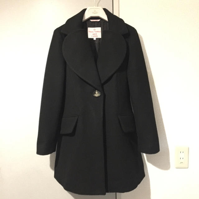 Vivienne Westwood(ヴィヴィアンウエストウッド)のRed Label  Love coat black レディースのジャケット/アウター(チェスターコート)の商品写真