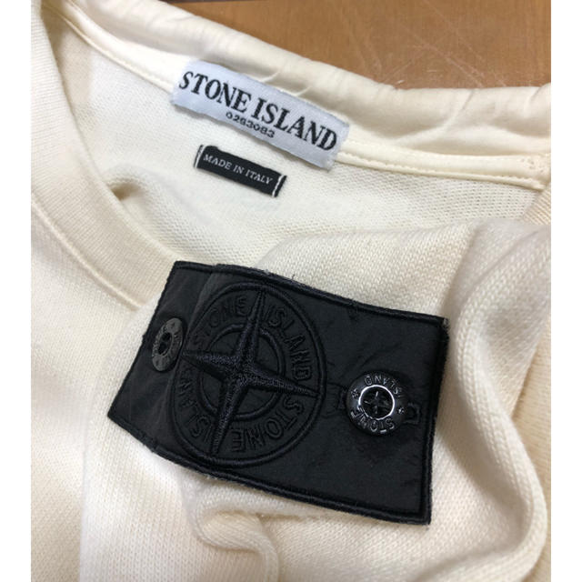 STONE ISLAND(ストーンアイランド)のstone island ソフトタッチホワイトクルーネック メンズのトップス(Tシャツ/カットソー(七分/長袖))の商品写真