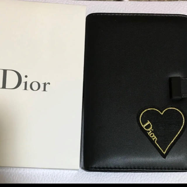 Dior(ディオール)の【新品未使用】ディオール ノートブック ノベルティ エンタメ/ホビーのコレクション(ノベルティグッズ)の商品写真