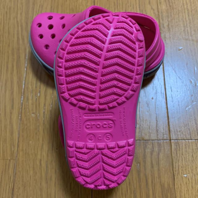 crocs(クロックス)のminochin様専用 美品 クロックスcrocs ４c５(12〜13cm)  キッズ/ベビー/マタニティのベビー靴/シューズ(~14cm)(サンダル)の商品写真