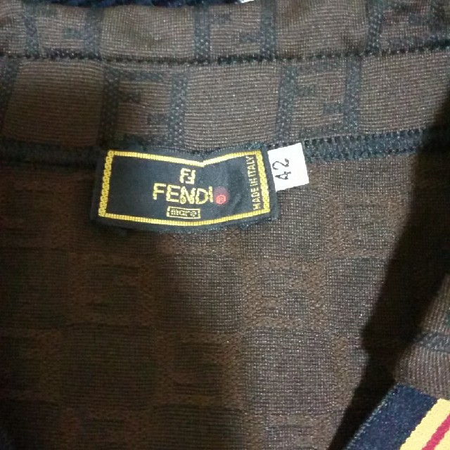 FENDI(フェンディ)のFENDI トップス① レディースのトップス(Tシャツ(半袖/袖なし))の商品写真