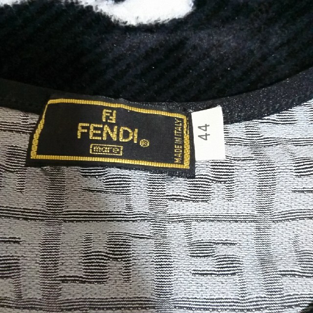 FENDI(フェンディ)のFENDI トップス 半袖⑤ レディースのトップス(Tシャツ(半袖/袖なし))の商品写真