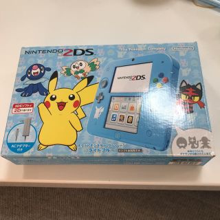 ニンテンドー2DS(ニンテンドー2DS)の任天堂２DS  ポケットモンスター サンムーン ライトブルー(携帯用ゲーム機本体)