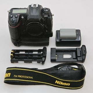 ニコン(Nikon)のNikon デジタル一眼レフカメラ D300(デジタル一眼)