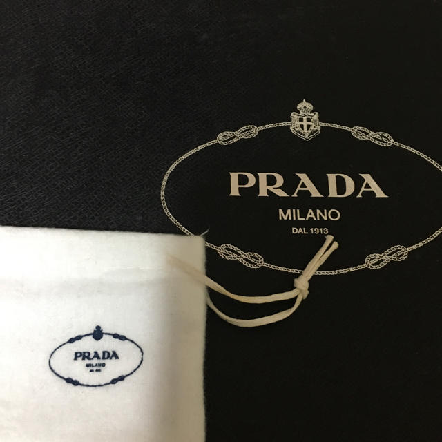 PRADA 新品マフラー 23000円から値下げしました - マフラー