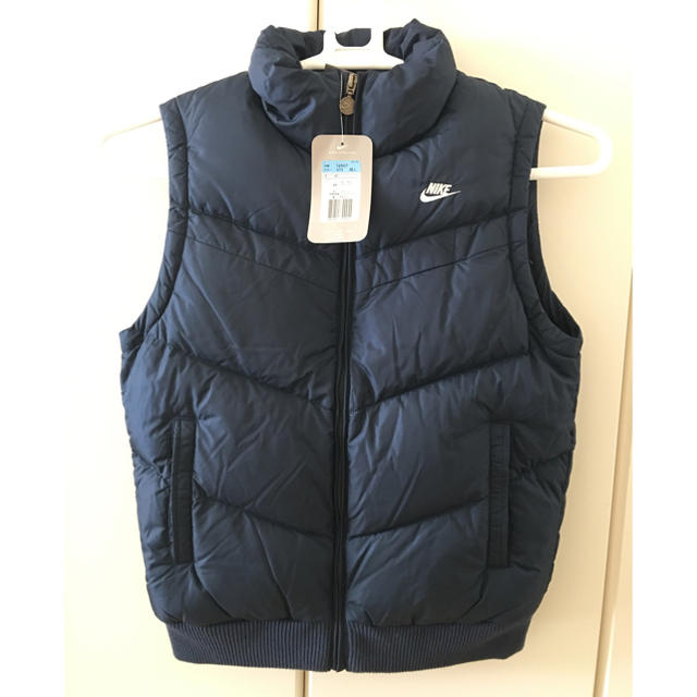 NIKE - 新品タグ付き ナイキダウンベストの通販 by MOMO's shop