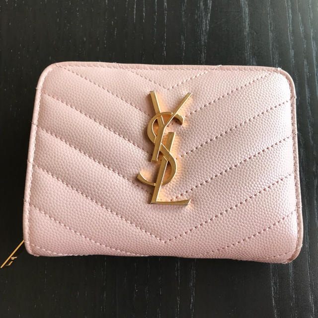 Yves Saint Laurent Beaute(イヴサンローランボーテ)のYSL財布 レディースのファッション小物(財布)の商品写真