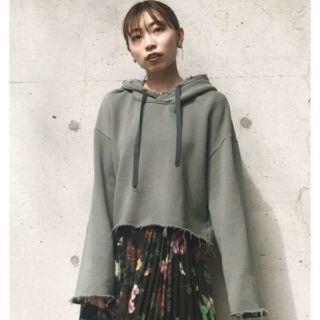 アメリヴィンテージ(Ameri VINTAGE)のCUT OFF DAMAGE HOODIE アメリヴィンテージ(パーカー)