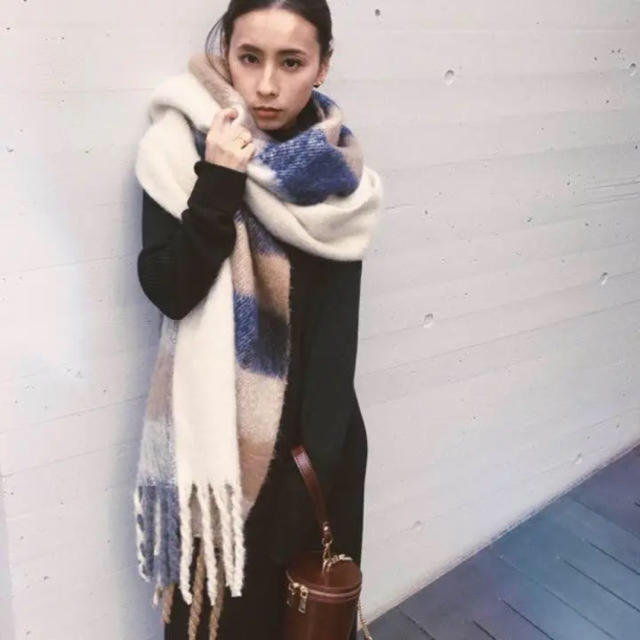 Ameri VINTAGE(アメリヴィンテージ)のCOZY CHECK STOLE レディースのファッション小物(マフラー/ショール)の商品写真