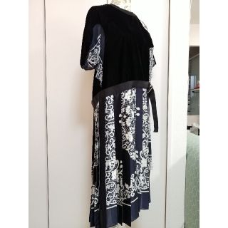 最新作大人気 sacai - ○値下げ 未使用 sacai サカイ プリーツ