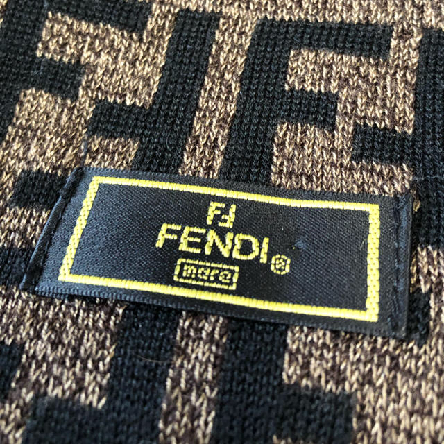 FENDI(フェンディ)の11/23終了✤ 大流行柄⑅︎◡̈︎*FENDI 美品マフラー ✤ レディースのファッション小物(マフラー/ショール)の商品写真