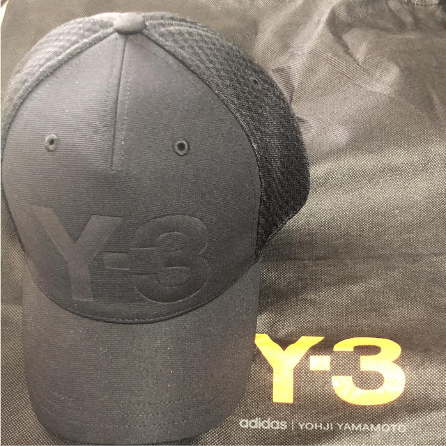 Y-3(ワイスリー)のy-3 トラッカーキャップ(ブラック) メンズの帽子(キャップ)の商品写真