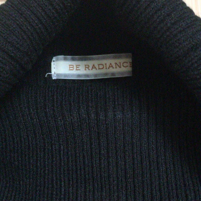 BE RADIANCE(ビーラディエンス)の美品❤️ BE RADIANCE ベーシック タートル ネック トップス 黒 レディースのトップス(ニット/セーター)の商品写真