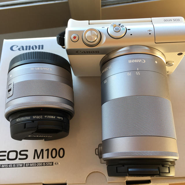 Canon(キヤノン)のミラーレスカメラ キヤノン M100 ダブル レンズ キット used 美品 スマホ/家電/カメラのカメラ(ミラーレス一眼)の商品写真